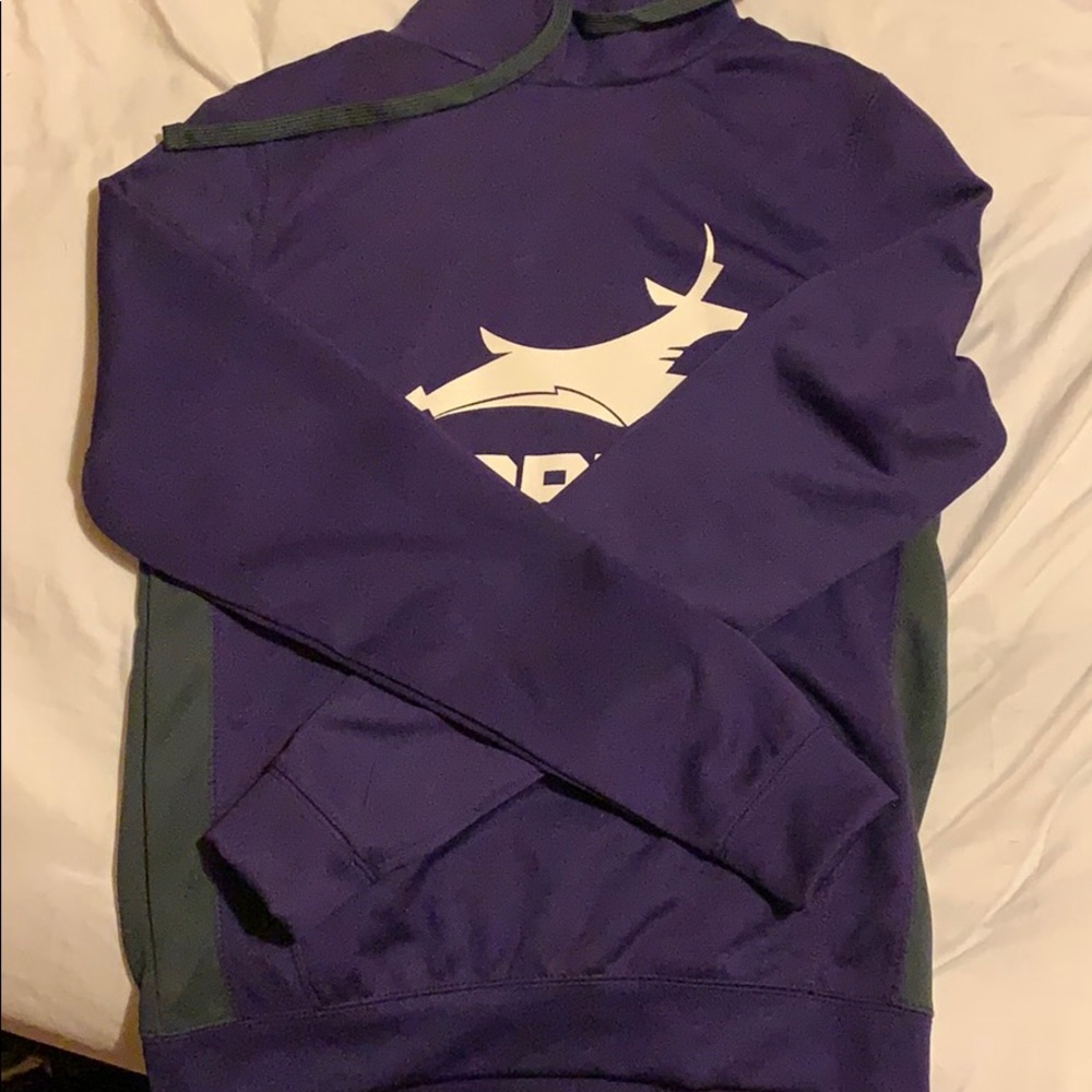 Arizona college hoodie. Size medium